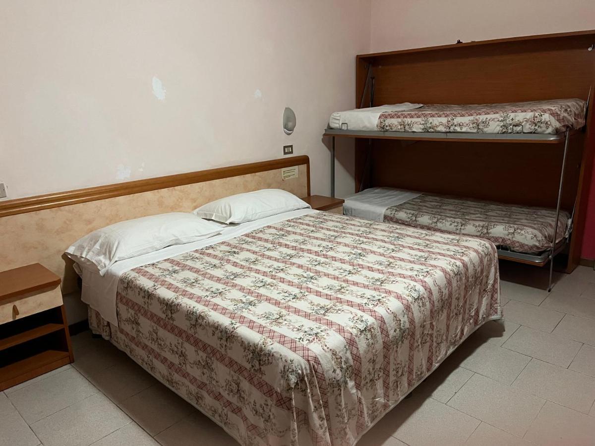 Hotel Zucconi Montecatini Terme Buitenkant foto