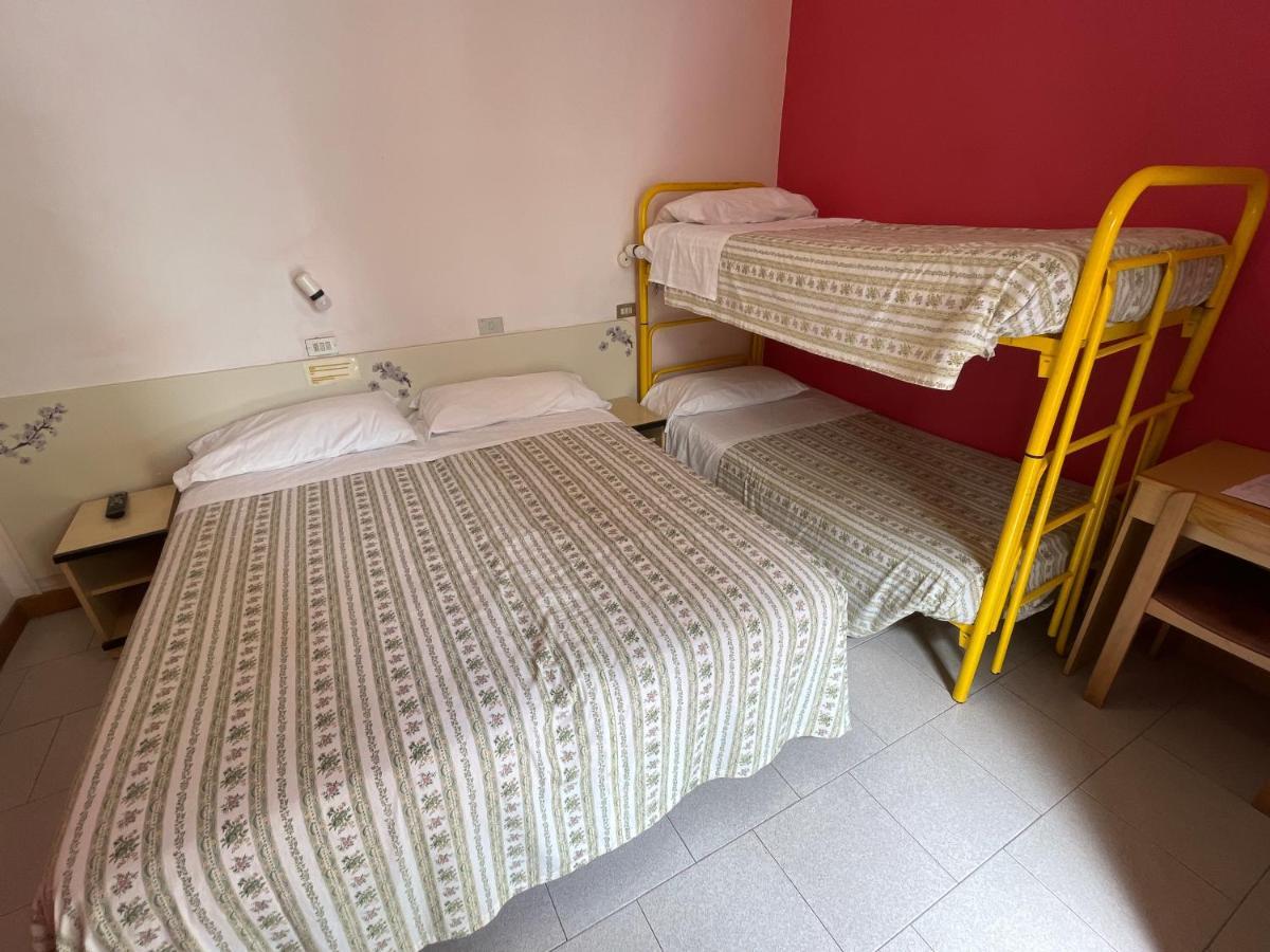 Hotel Zucconi Montecatini Terme Buitenkant foto