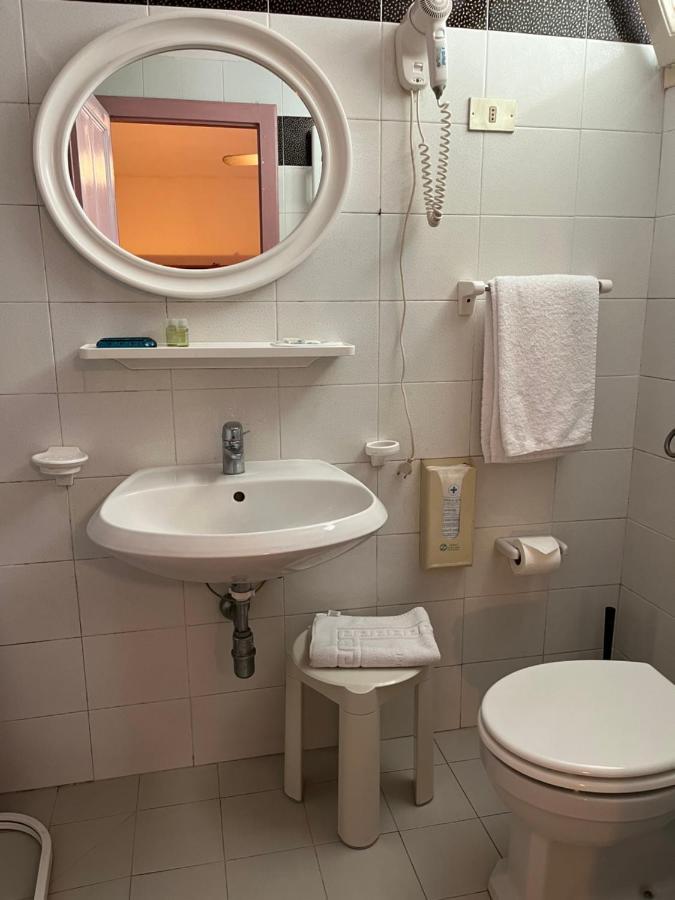 Hotel Zucconi Montecatini Terme Buitenkant foto